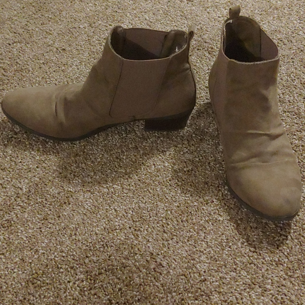 Chelsea boots - Picture 2 of 6